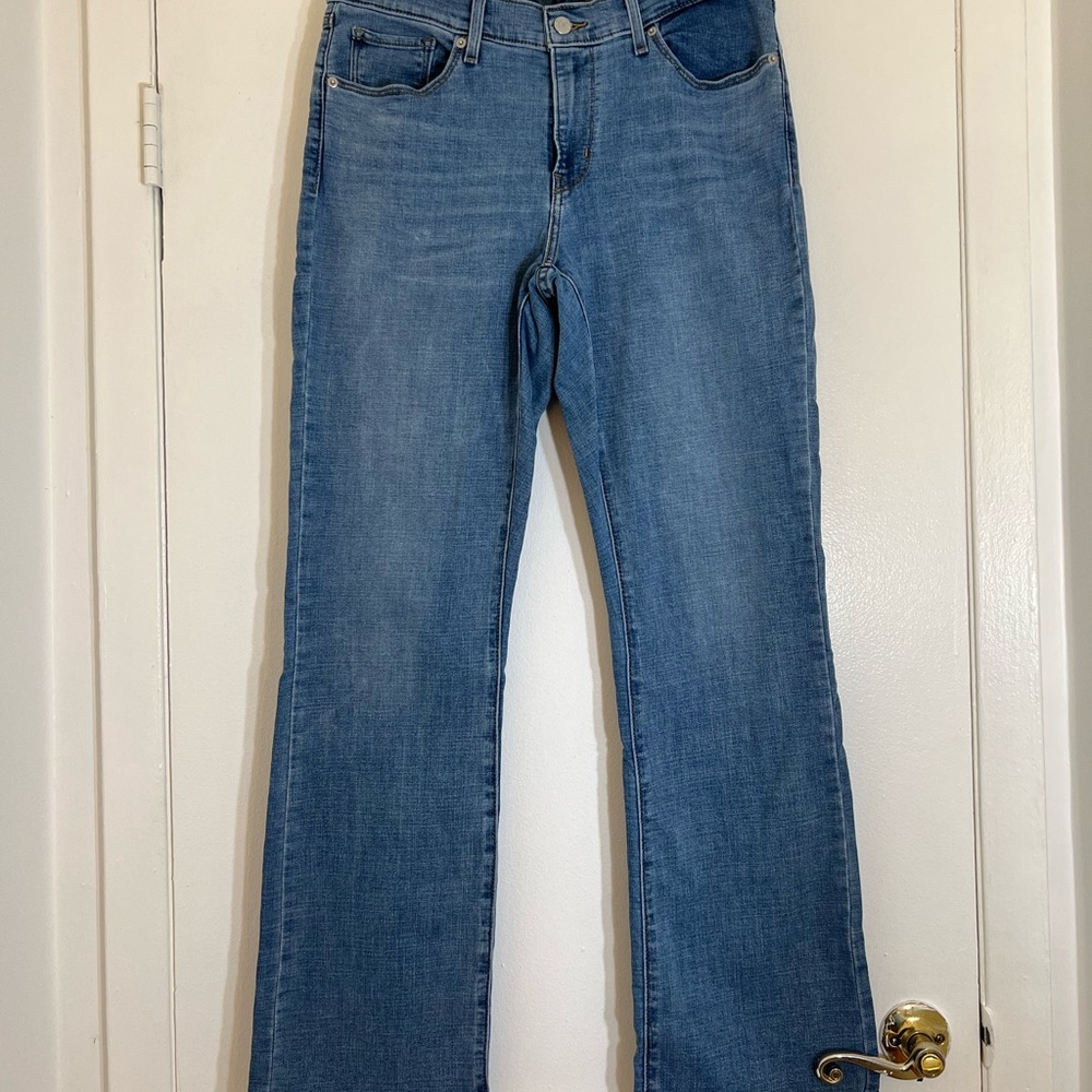 Levi’s Classic Bootcut Jeans